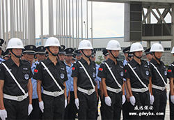 威遠(yuǎn)東莞保安公司，因?yàn)閷Ｗ⑺詫I(yè)！