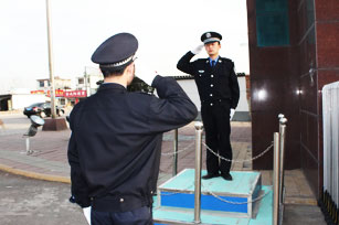 威遠正規(guī)保安公司物業(yè)保安服務(wù)介紹 威遠正規(guī)保安公司物業(yè)保安服務(wù)介紹